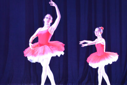 deux danseuses classiques - Agrandir l'image, fenêtre modale